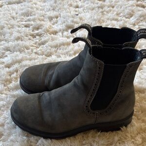 Blundstone Charcoal Chelsea Boots